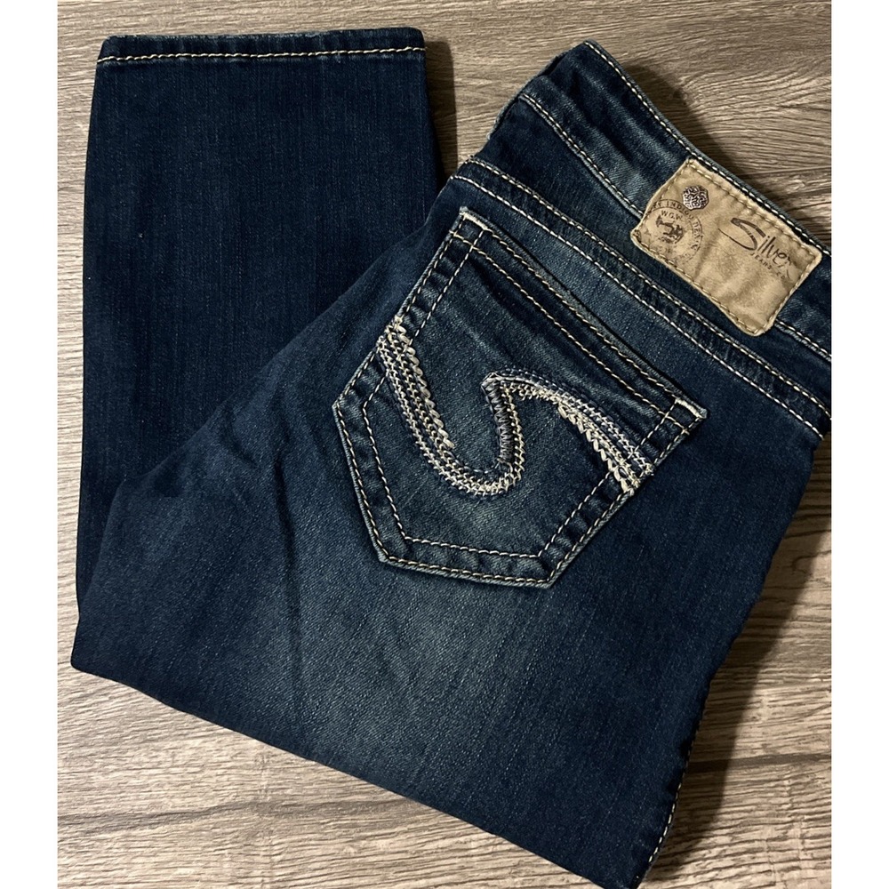 Silver Jeans Women's Tuesday Low Rise SuperStretch Dark Wash Capri 28/23 (28x25)